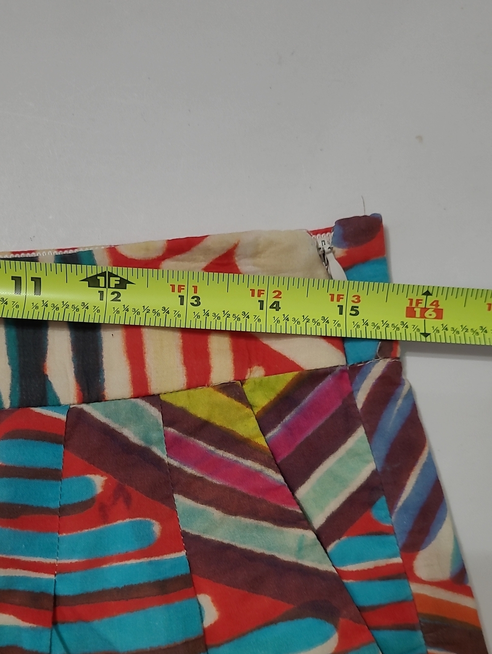 J. Crew Collection Colorful Abstract Striped Shorts with Side Zipper size 8 - Picture 5 of 7